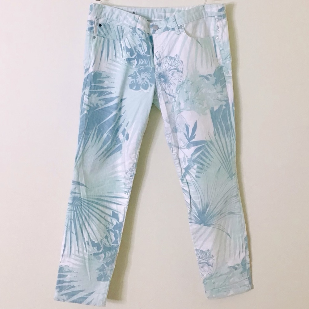 1969 Floral Print 5 Pocket Jeans NWOT